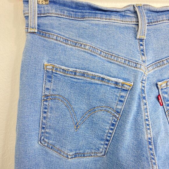 Levi Ribcage Straight Ankle Women Jeans Size 30 Button Front Med Wash Distressed - Picture 14 of 16